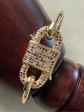 Treasure Jewels Carabiner Lock Bracelet NWOT